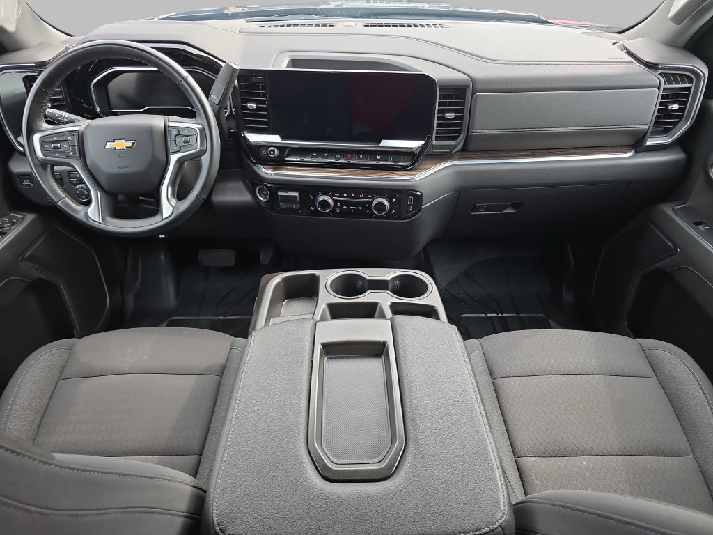 Used 2024 Chevrolet Silverado 1500 LT w/ Protection Package AWD/4WD image 11
