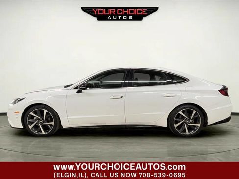 Used 2021 Hyundai Sonata SEL Plus w/ Tech Package image 2