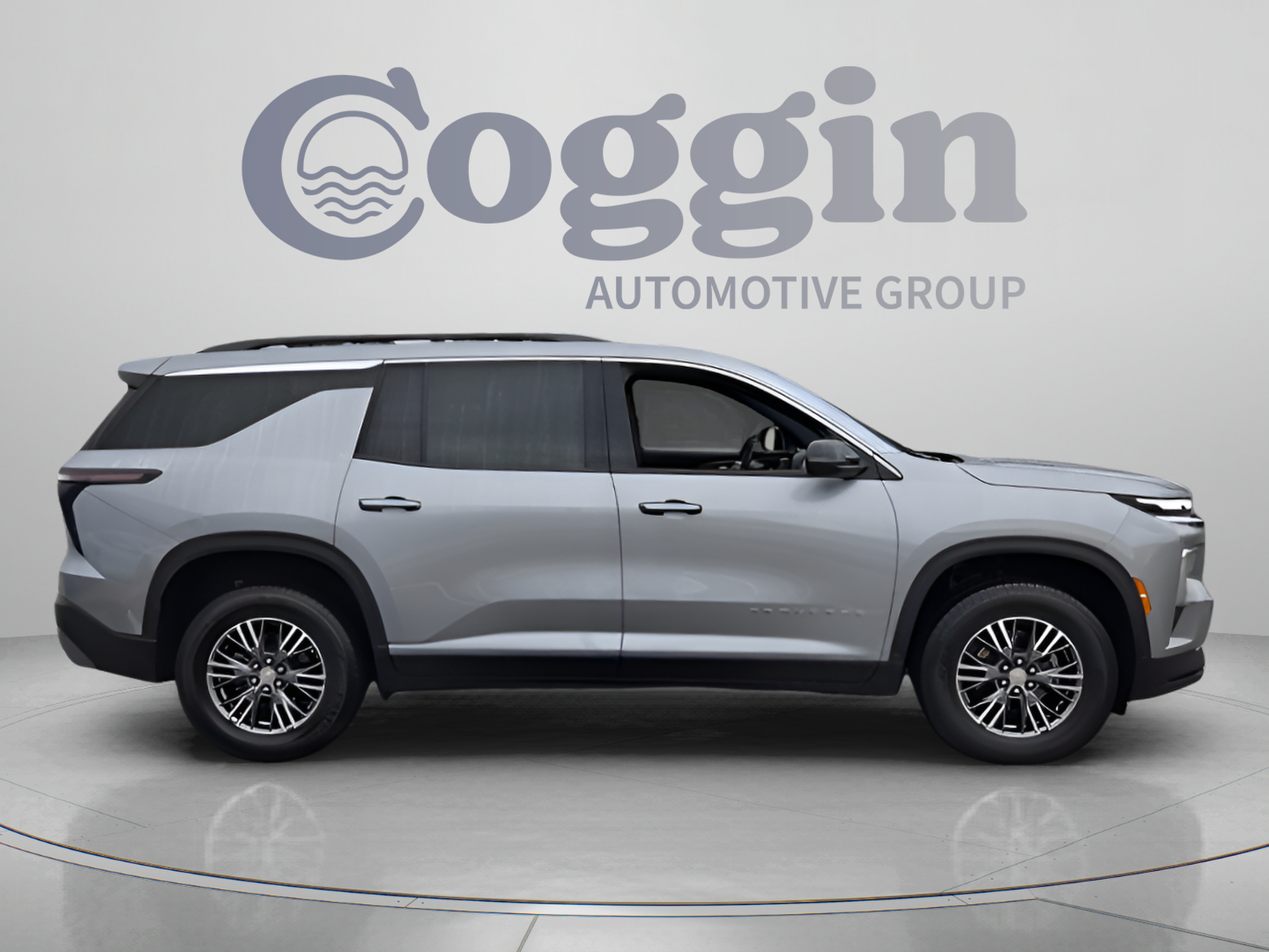 Used 2025 Chevrolet Traverse LT AWD/4WD image 6