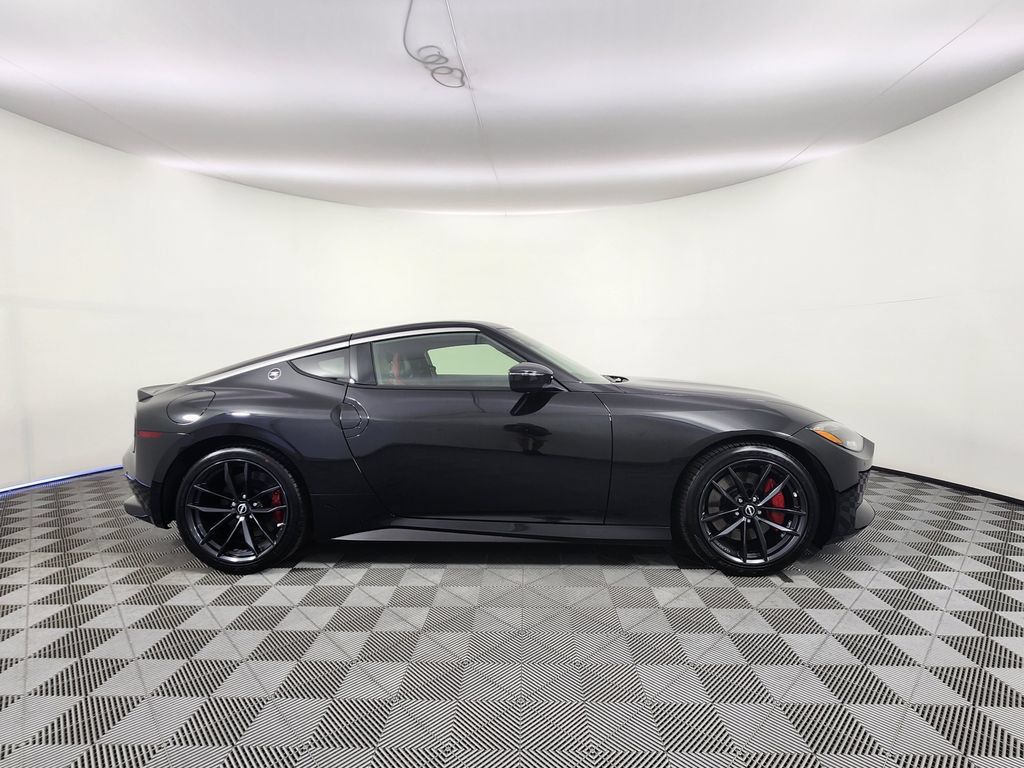 Used 2024 Nissan Z Performance w/ Floor Mat Package RWD image 6