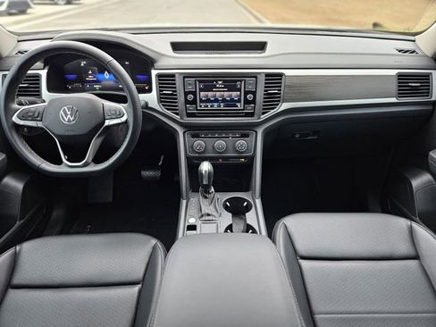 Used 2023 Volkswagen Atlas SE image 15