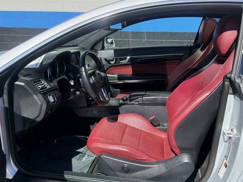 Used 2017 Mercedes-Benz E 400 Coupe image 8