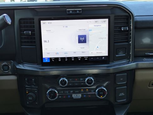 Used 2025 Ford F250 Lariat w/ Chrome Package image 15