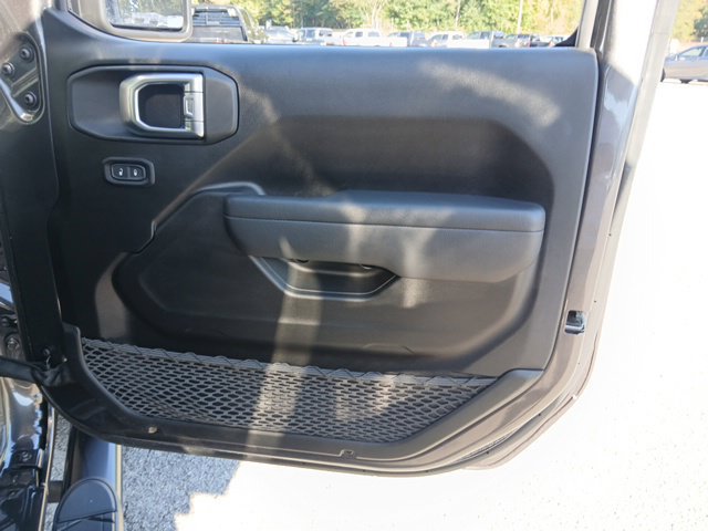 Used 2025 Jeep Gladiator Sport AWD/4WD image 31