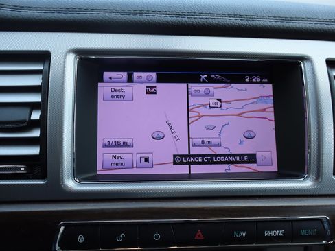 Used 2012 Jaguar XF image 27