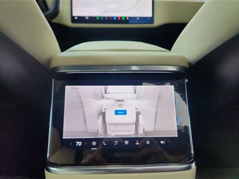 Used 2023 Tesla Model X image 50
