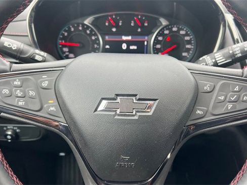 Used 2023 Chevrolet Equinox RS w/ RS Leather Package image 31