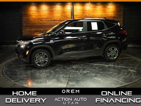 Used 2021 Kia Seltos LX AWD/4WD image 1