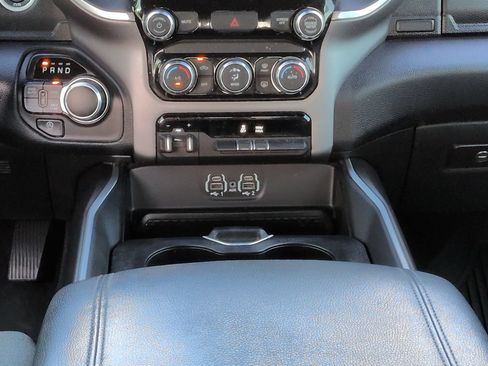 Used 2022 RAM 1500 Big Horn AWD/4WD image 18