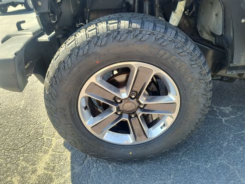 Used 2012 Jeep Wrangler Sport AWD/4WD image 9