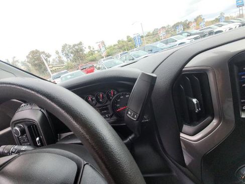 Used 2020 Chevrolet Silverado 1500 Custom Trail Boss w/ Custom Convenience Package image 15