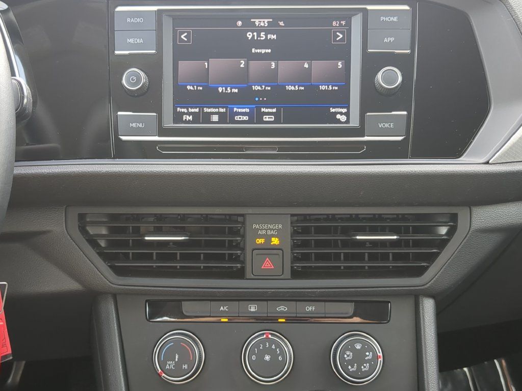 Certified 2024 Volkswagen Jetta S FWD image 19