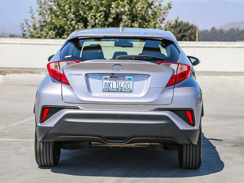 Certified 2019 Toyota C-HR XLE FWD image 6