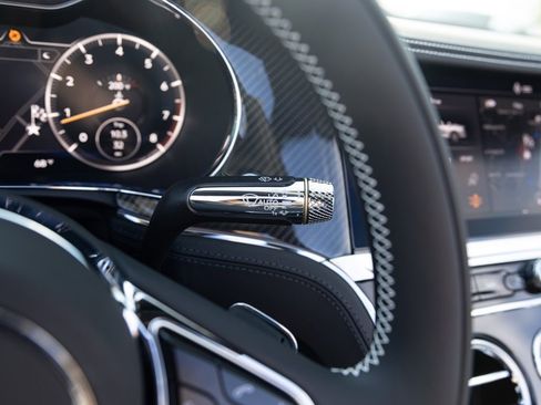 Used 2024 Bentley Continental GT image 42