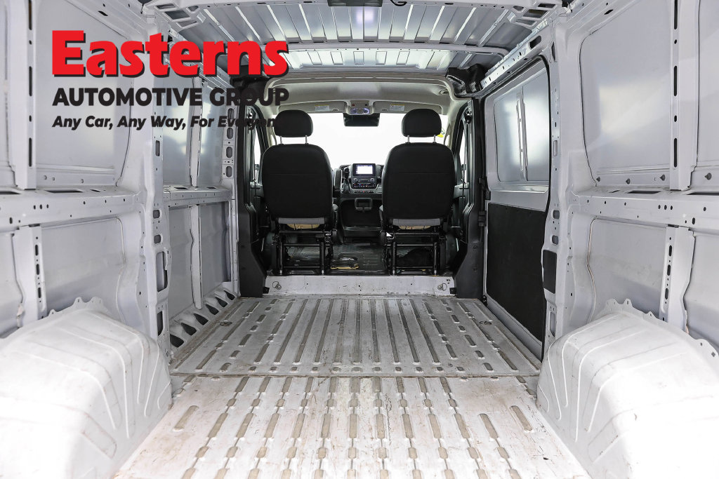 Used 2025 RAM ProMaster 2500 w/ Convenience Group FWD image 10
