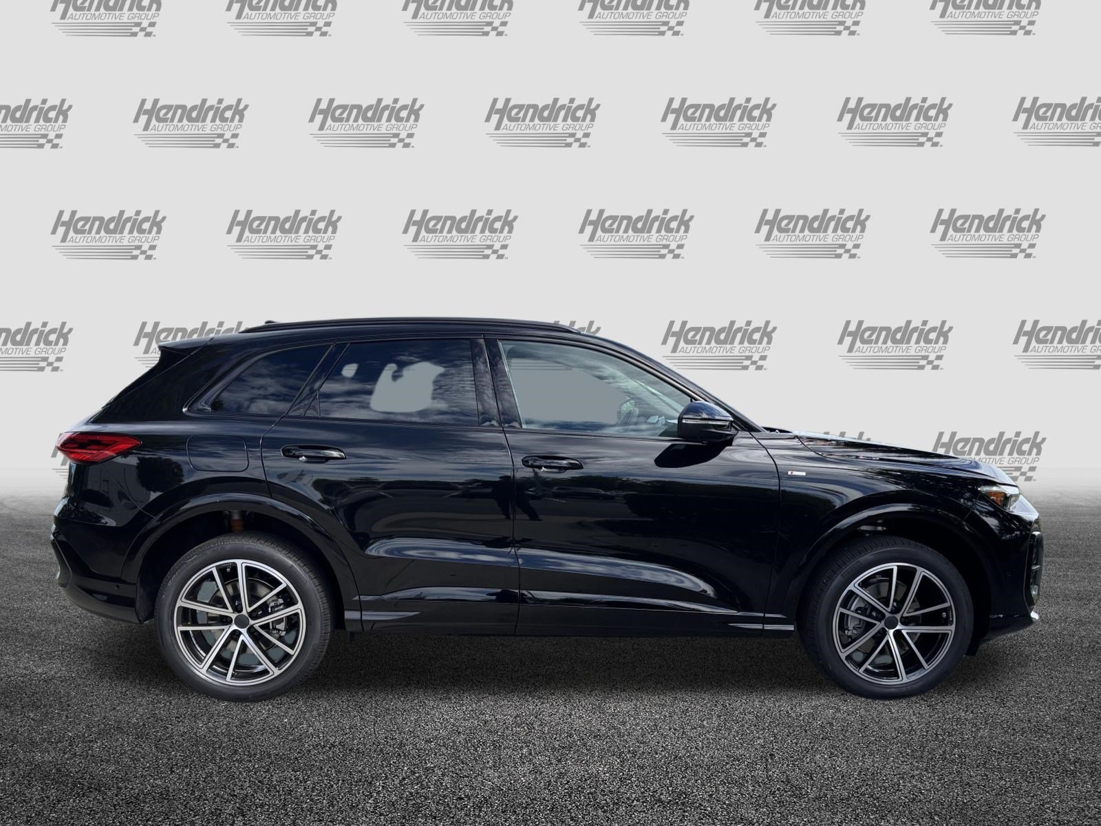 New 2026 Audi Q5 Premium Plus AWD/4WD image 11