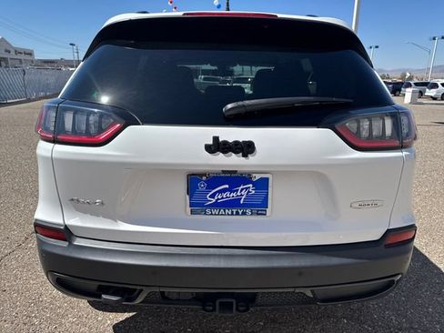 Used 2020 Jeep Cherokee Latitude w/ Quick Order Package 26F North AWD/4WD image 4