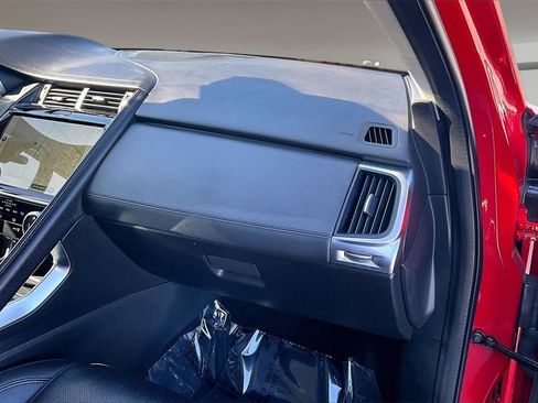 Used 2021 Jaguar E-PACE SE image 24