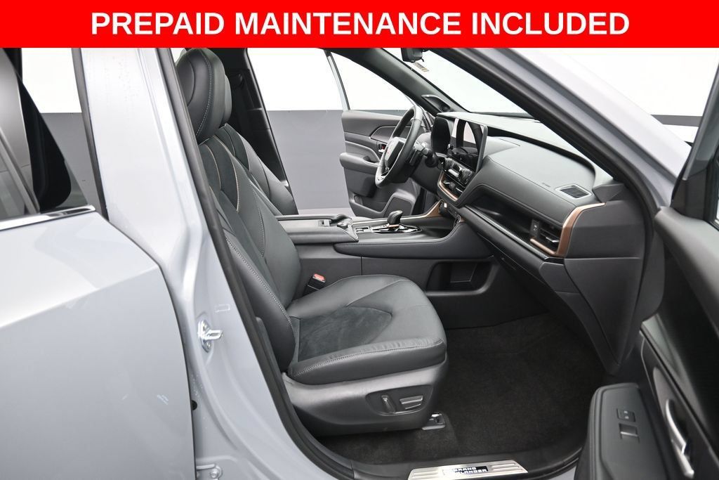Certified 2026 Toyota Grand Highlander AWD Hybrid image 37