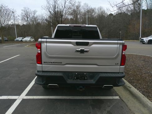 Used 2021 Chevrolet Silverado 1500 LT Trail Boss w/ Convenience Package II image 8