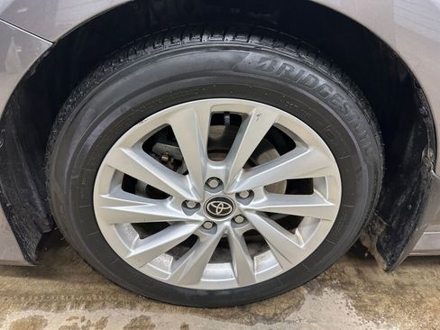 Used 2023 Toyota Camry LE image 32