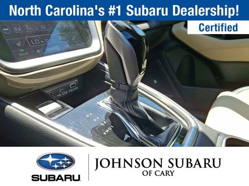Used 2025 Subaru Outback Limited AWD/4WD image 12