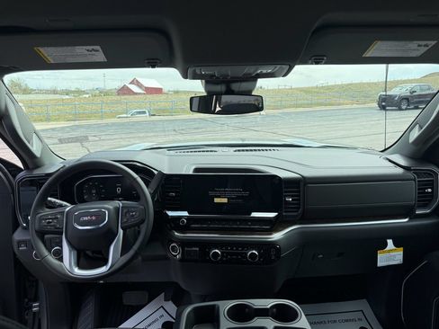 New 2026 GMC Sierra 1500 SLE AWD/4WD image 19