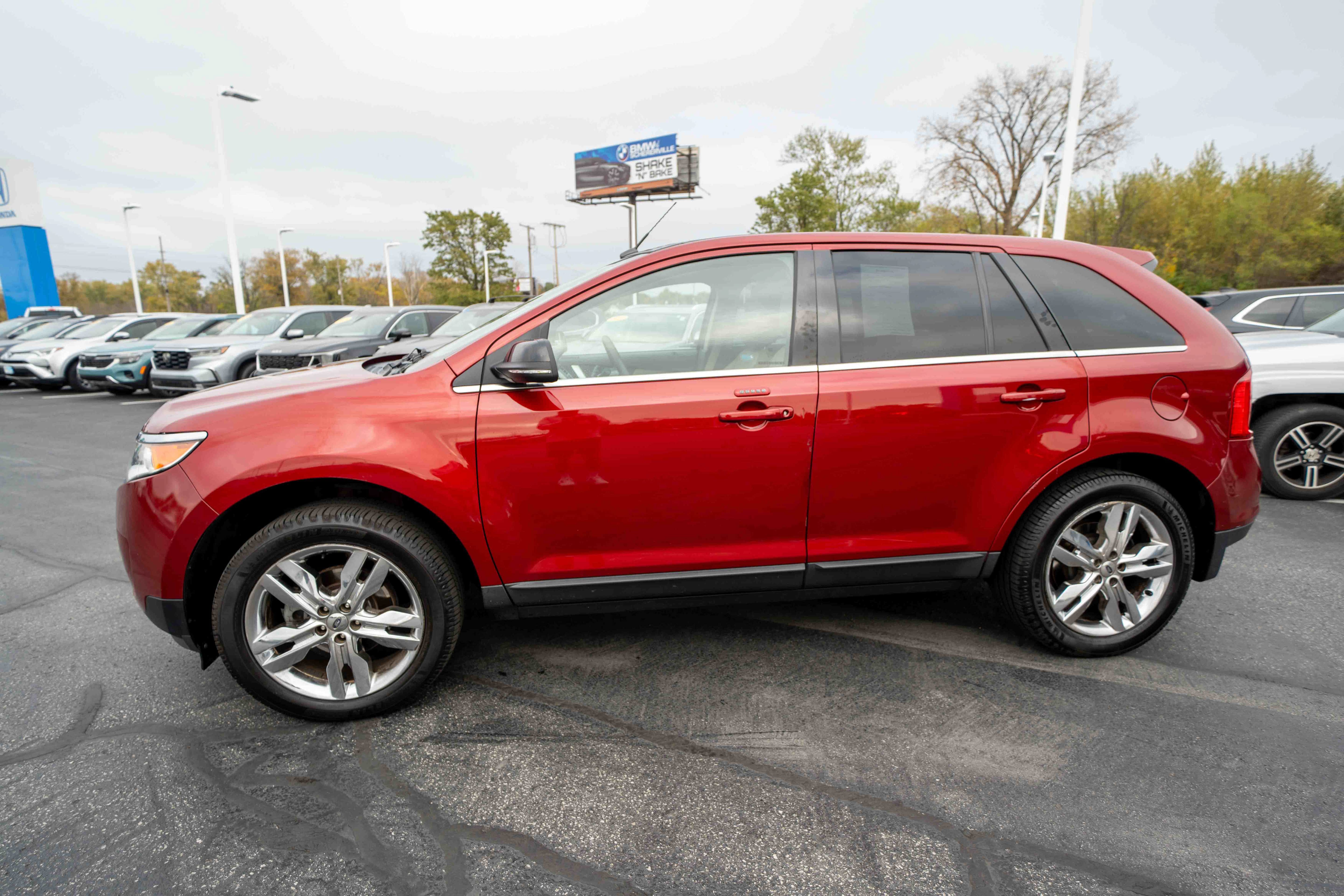 Used 2013 Ford Edge Limited FWD image 3