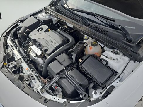 Used 2024 Chevrolet Malibu LS image 37