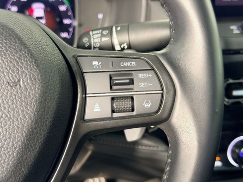 Used 2023 Honda Accord Sport image 15