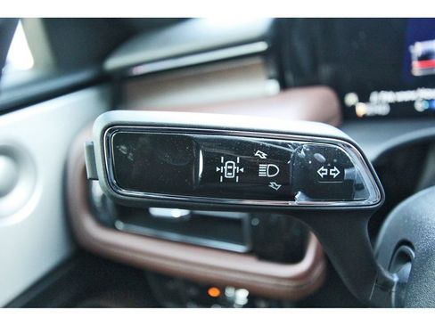 Used 2025 Lincoln Aviator Reserve w/ Equipment Group 201A AWD/4WD image 21