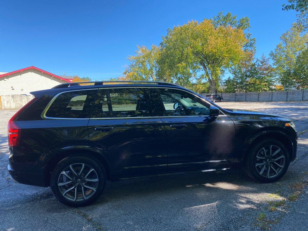Used 2017 Volvo XC90 T6 Momentum w/ Vision Package AWD/4WD image 6