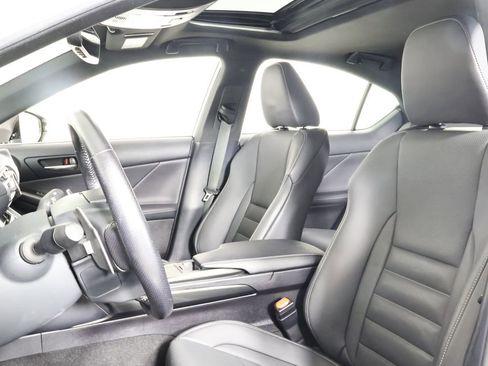 Used 2022 Lexus IS 350 F Sport image 7