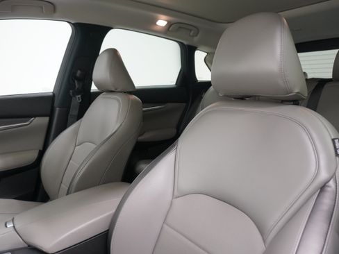 Used 2023 INFINITI QX50 Luxe FWD image 11