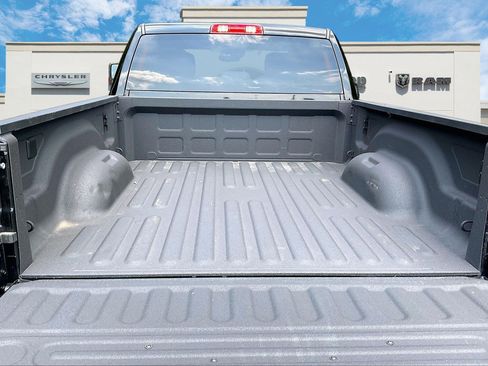 Certified 2025 RAM 2500 Big Horn AWD/4WD image 25