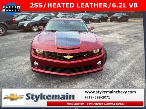 Used 2010 Chevrolet Camaro SS image 2