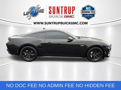 Used 2025 Ford Mustang GT RWD image 7