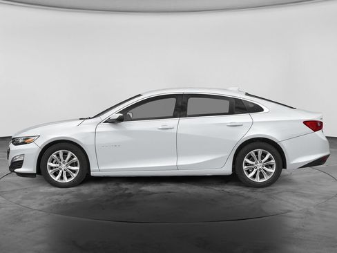 Used 2023 Chevrolet Malibu LT w/ Driver Confidence Package FWD image 6