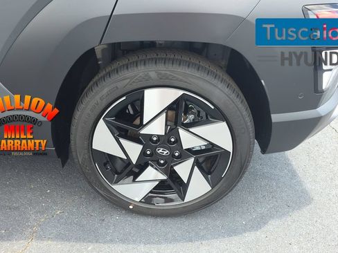 New 2026 Hyundai Kona Limited FWD image 10