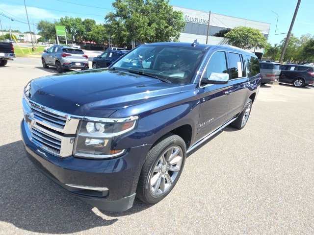 Used 2019 Chevrolet Suburban Premier RWD image 4