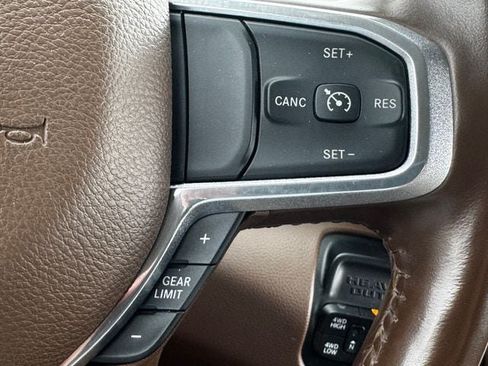 Used 2023 RAM 3500 Laramie AWD/4WD image 29