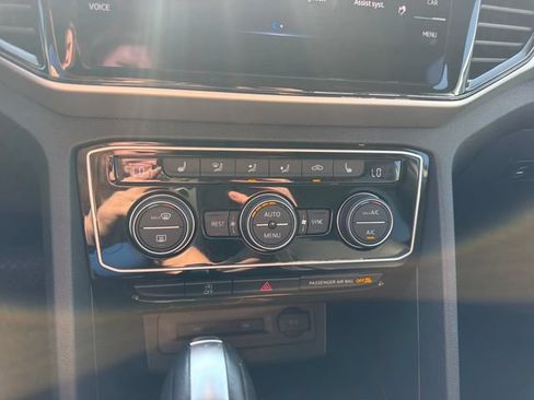 Certified 2023 Volkswagen Atlas SE w/ Panoramic Sunroof Package AWD/4WD image 20