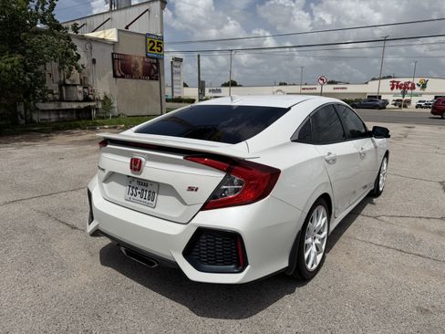 Used 2019 Honda Civic Si image 2