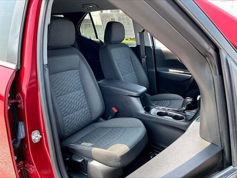 Used 2021 Chevrolet Equinox LT FWD image 11