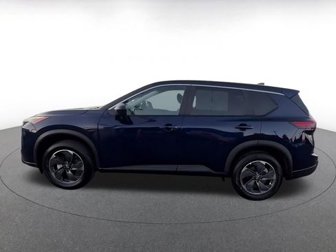 Used 2025 Nissan Rogue SV FWD image 9