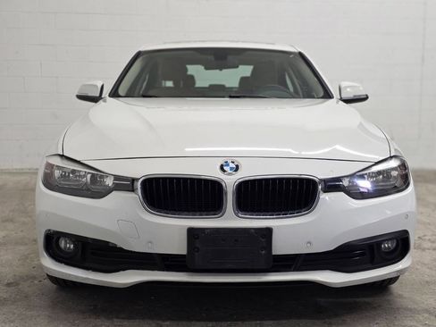 Used 2017 BMW 320i Sedan image 3