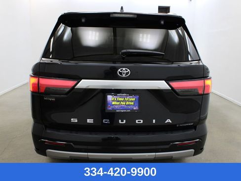 Used 2025 Toyota Sequoia Capstone image 3
