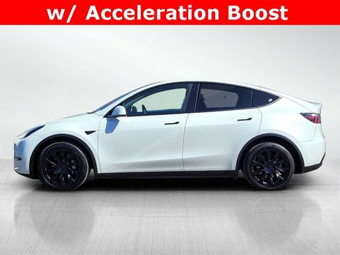 Used 2023 Tesla Model Y Long Range image 7
