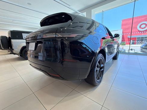 New 2025 Land Rover Range Rover Velar Dynamic SE AWD/4WD image 10