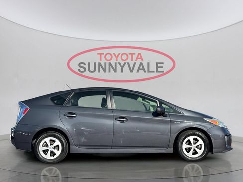 Used 2014 Toyota Prius Three FWD image 9
